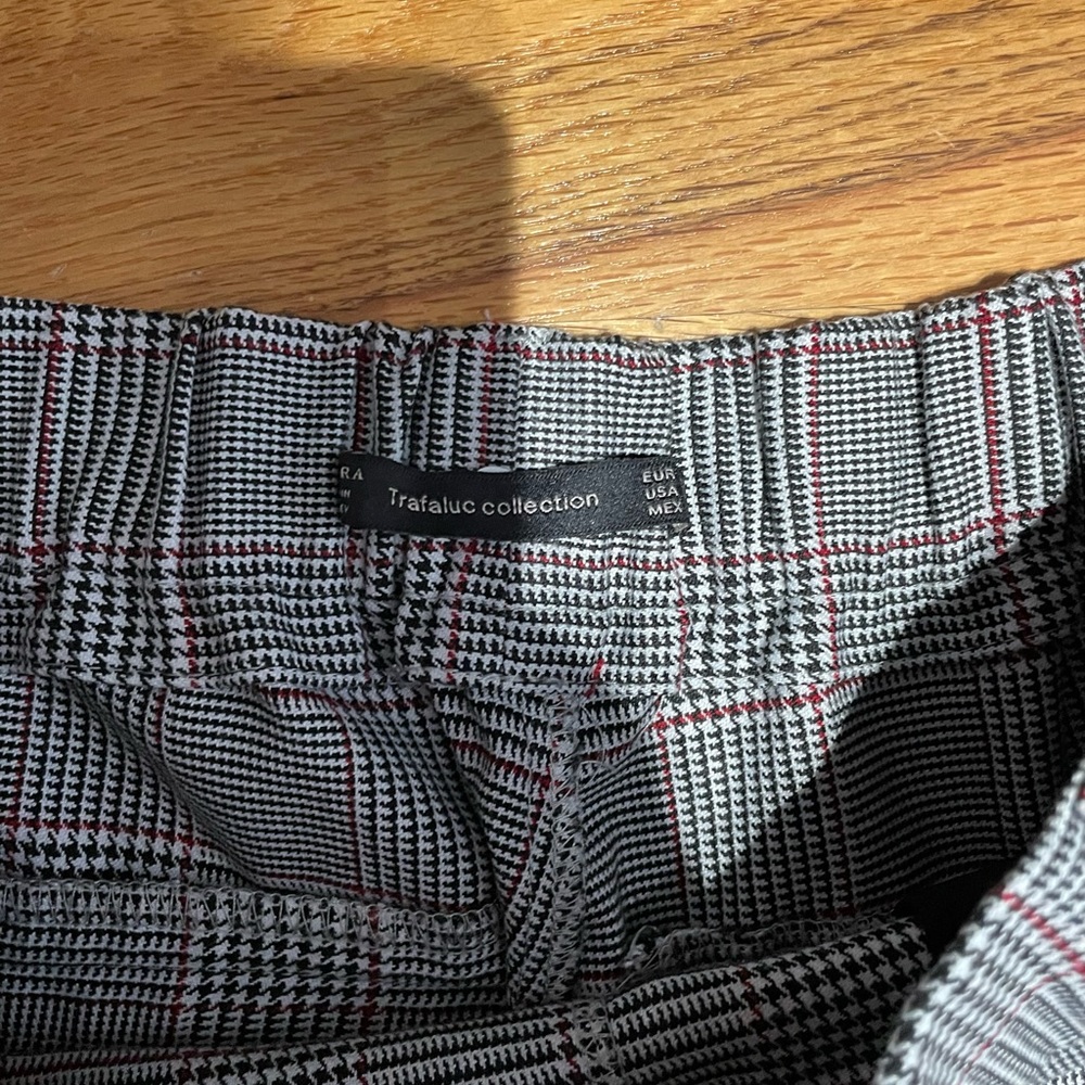 Zara pants - Picture 4 of 5